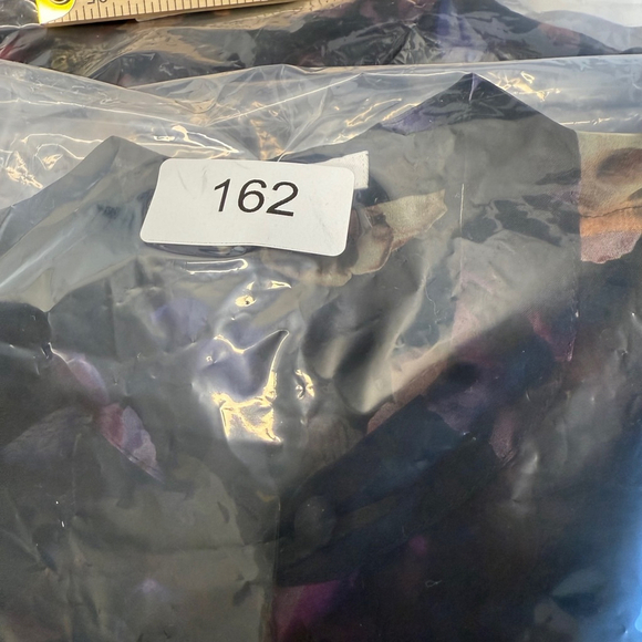 EQUIPMENT Boleyn Button front floral print sheer silk blouse size Small NWT $300 - Picture 11 of 11